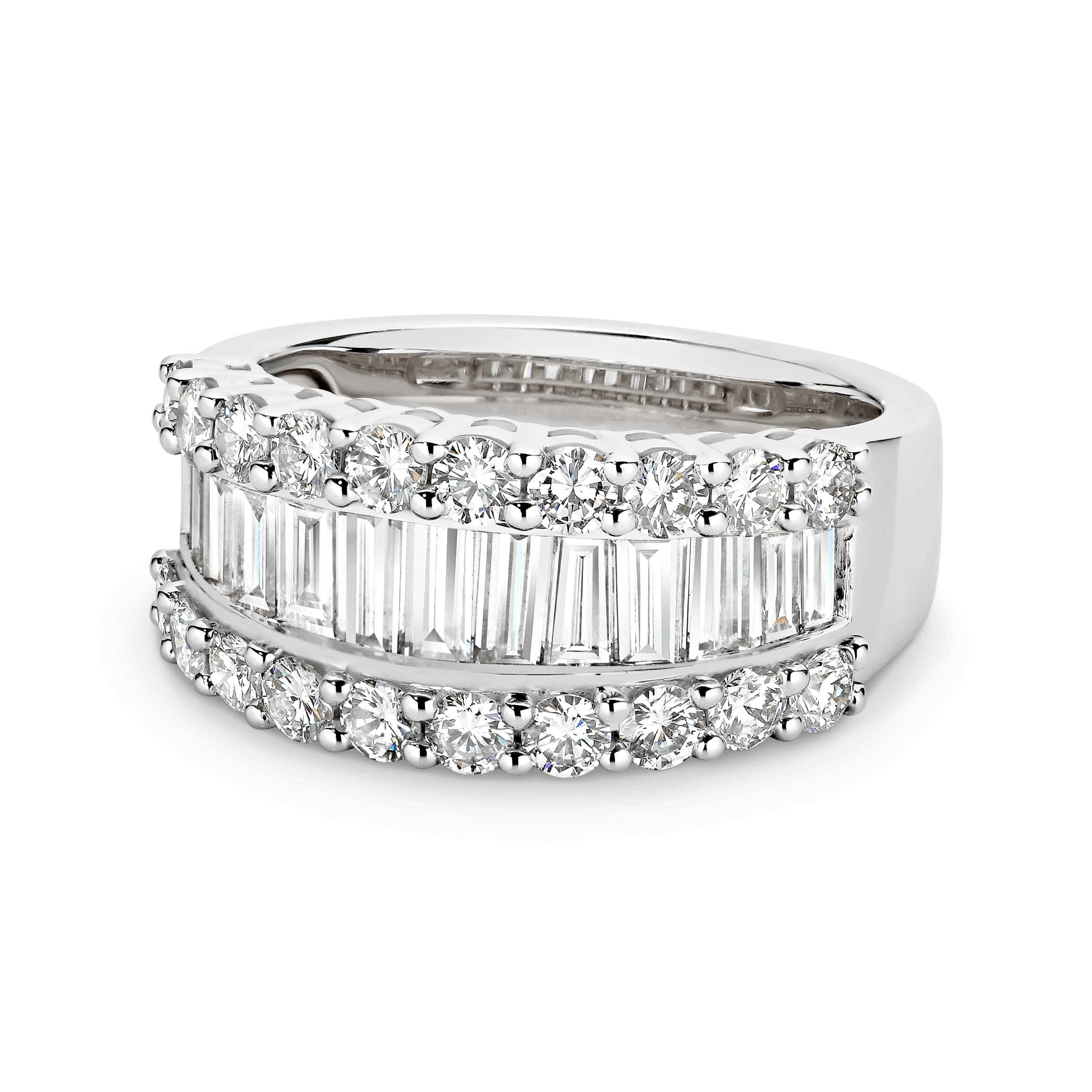 Round Brilliant Cut Baguette Diamond Ring - Garen Jewellery